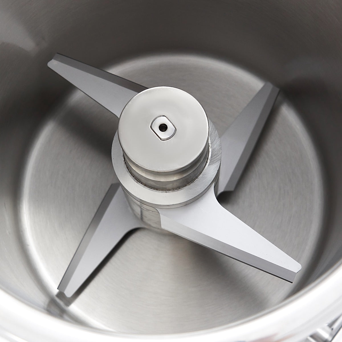 Robot culinaire Maxima de 20 L avec bol en acier inoxydable et commandes intuitives, idéal pour la préparation en cuisine.