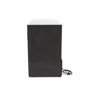 Réfrigérateur à boissons Maxima 3 portes avec 6 étagères réglables et portes coulissantes, intérieur visible avec boissons organisées.