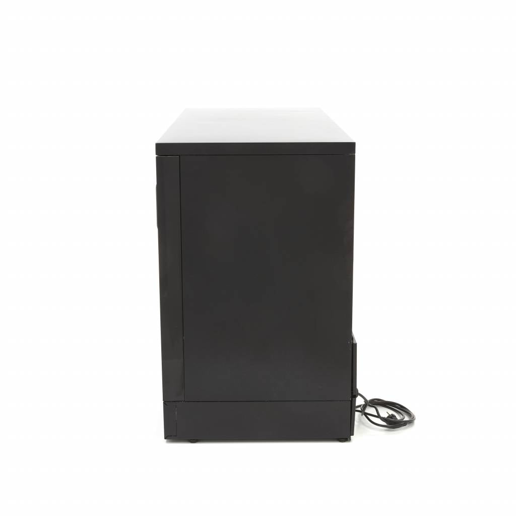 Réfrigérateur à boissons Maxima 3 portes avec 6 étagères réglables et portes coulissantes, intérieur visible avec boissons organisées.
