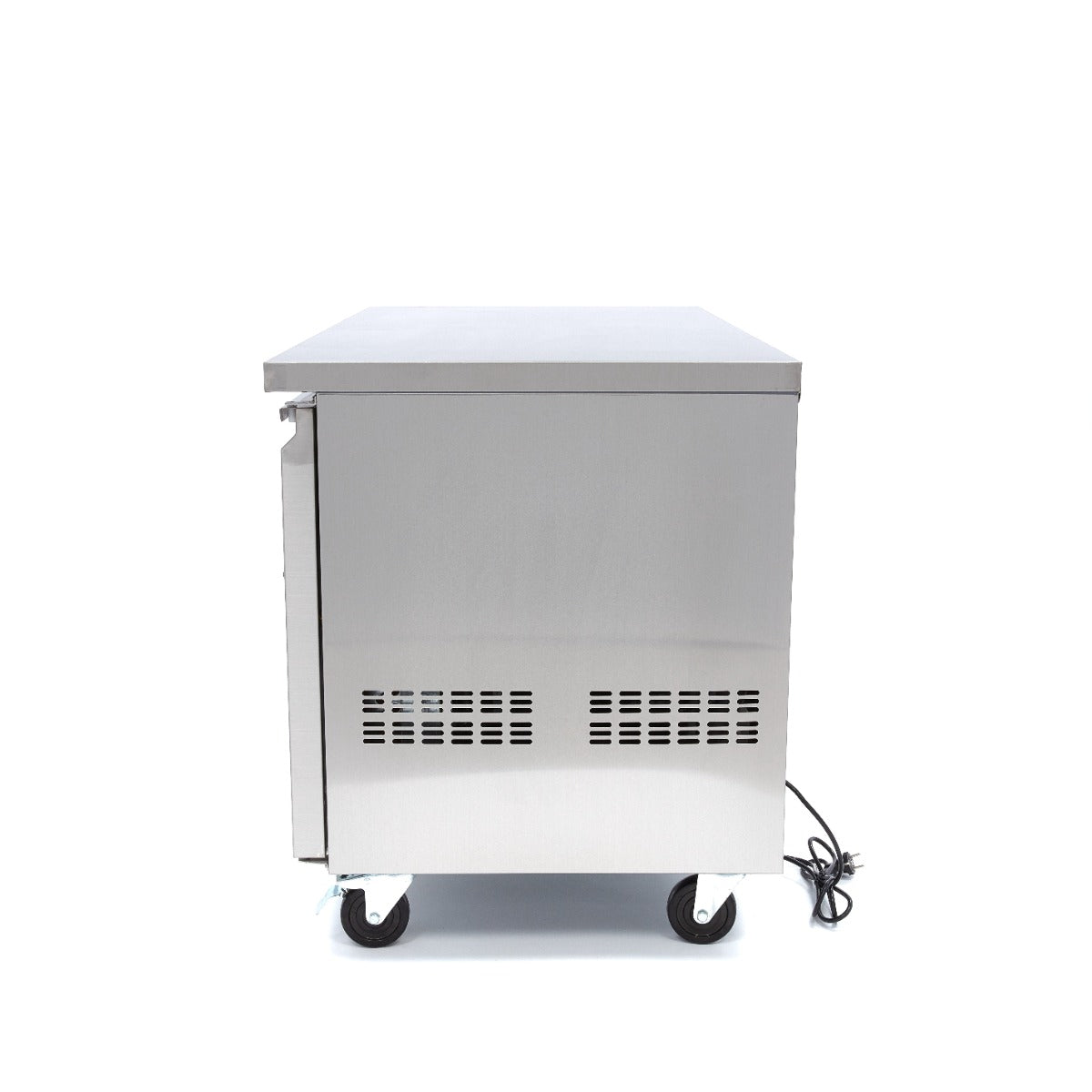 Réfrigérateur de comptoir Maxima, 136 cm, avec deux portes, intérieur visible, design compact et moderne.