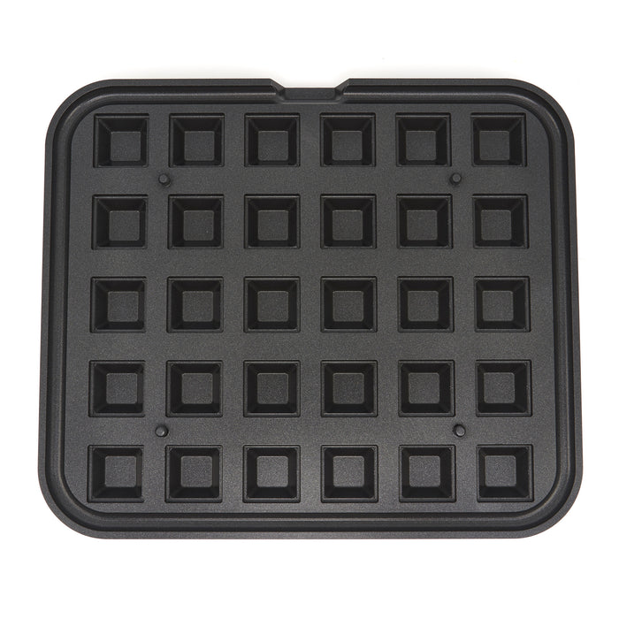 30 moules à tartelettes carrés Maxima, dimensions 41x23 mm, en métal pour cuisson de petites tartes.