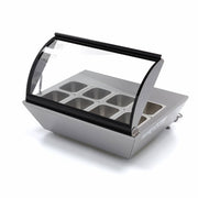 Saladette Maxima de 67 L avec 8 bacs 1/6 GN, table de service pour cuisine professionnelle, en acier inoxydable.